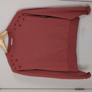 PINK CREWNECK WITH BUTTERFLIES ON BOTH SHOULDERS
